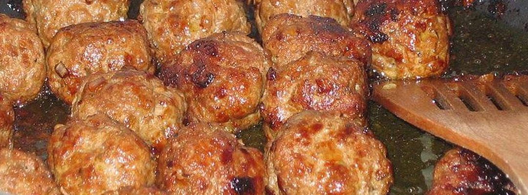Albóndigas con queso y pimiento sin hidratos